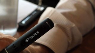 Livescribe Pulse Smartpen Digitally Copies Notes, Records 3D Audio